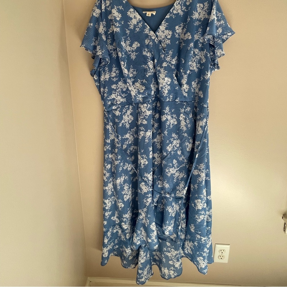The General Good - Floral Blue Dress
